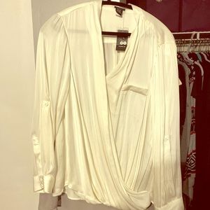 Ivory Surplus Top- BRAND NEW 💜